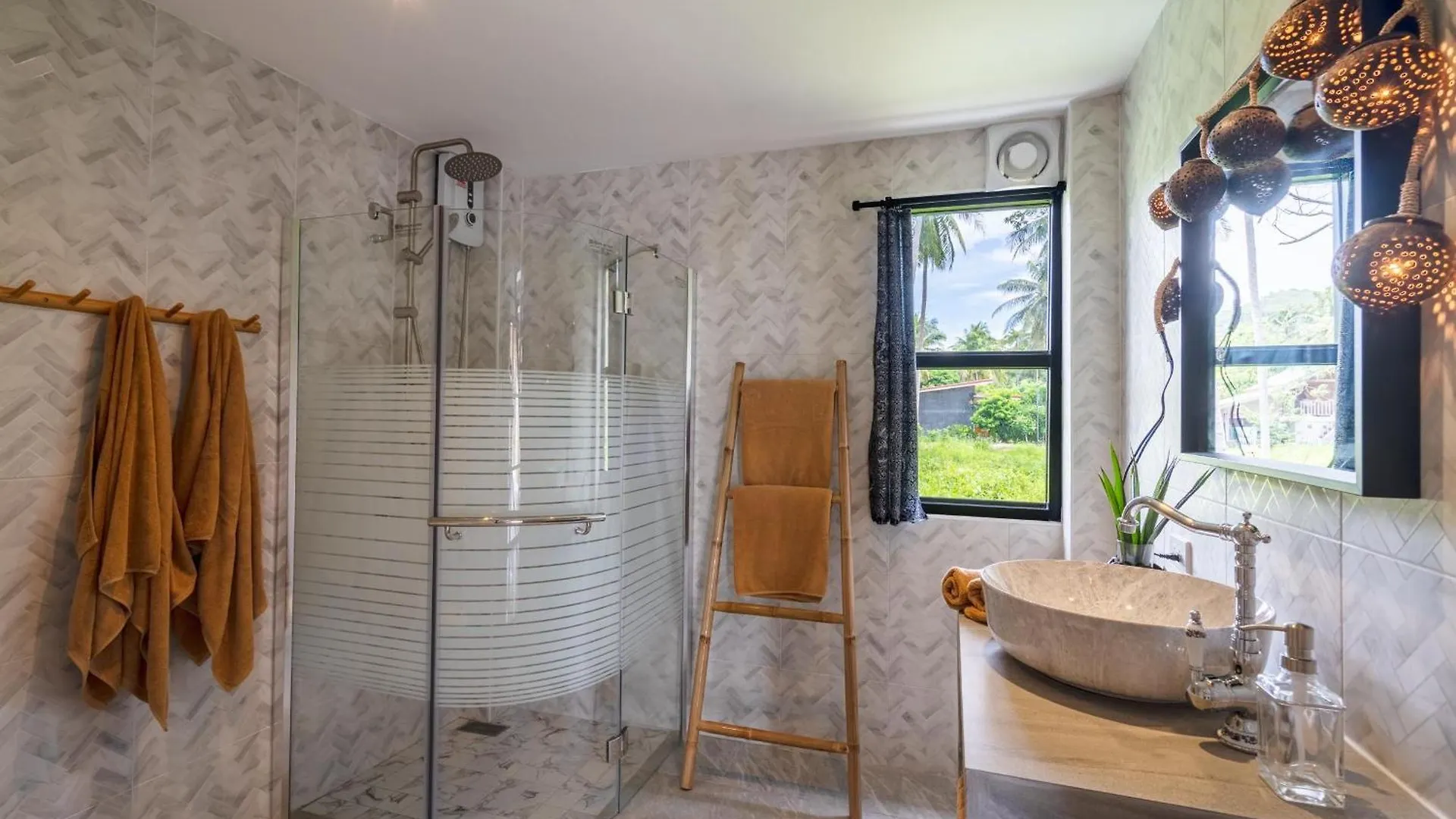 Manao Seaview Pool Villa 44 - 5 Mins Walk To The Beach 코란타