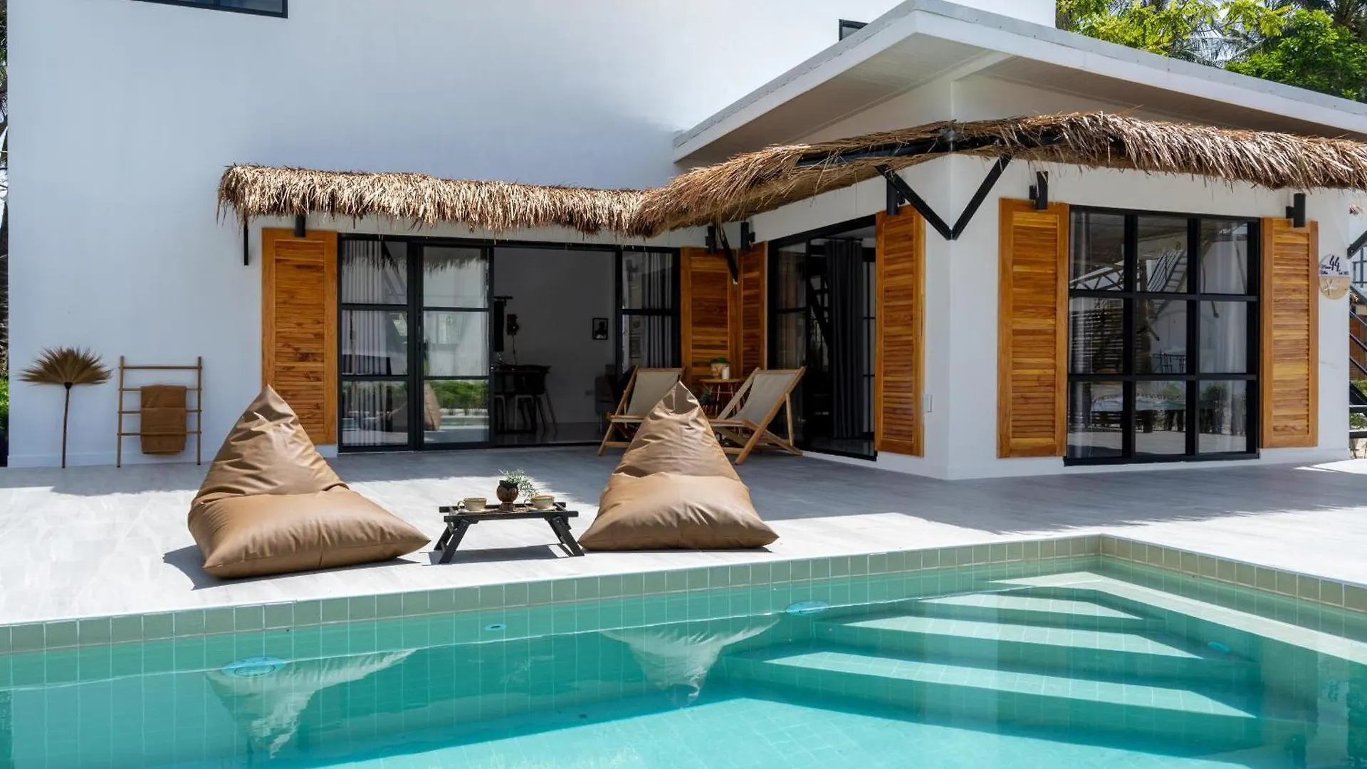 Manao Seaview Pool Villa 44 - 5 Mins Walk To The Beach 코란타